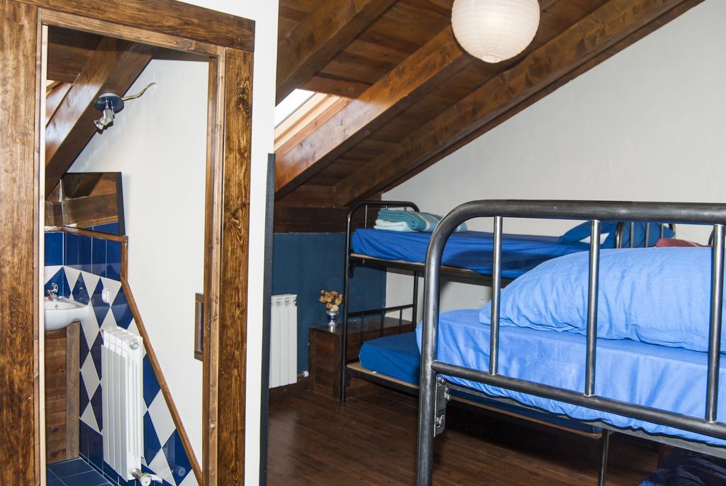 Albergue A'Noguera Castiello de Jaca Chambre photo