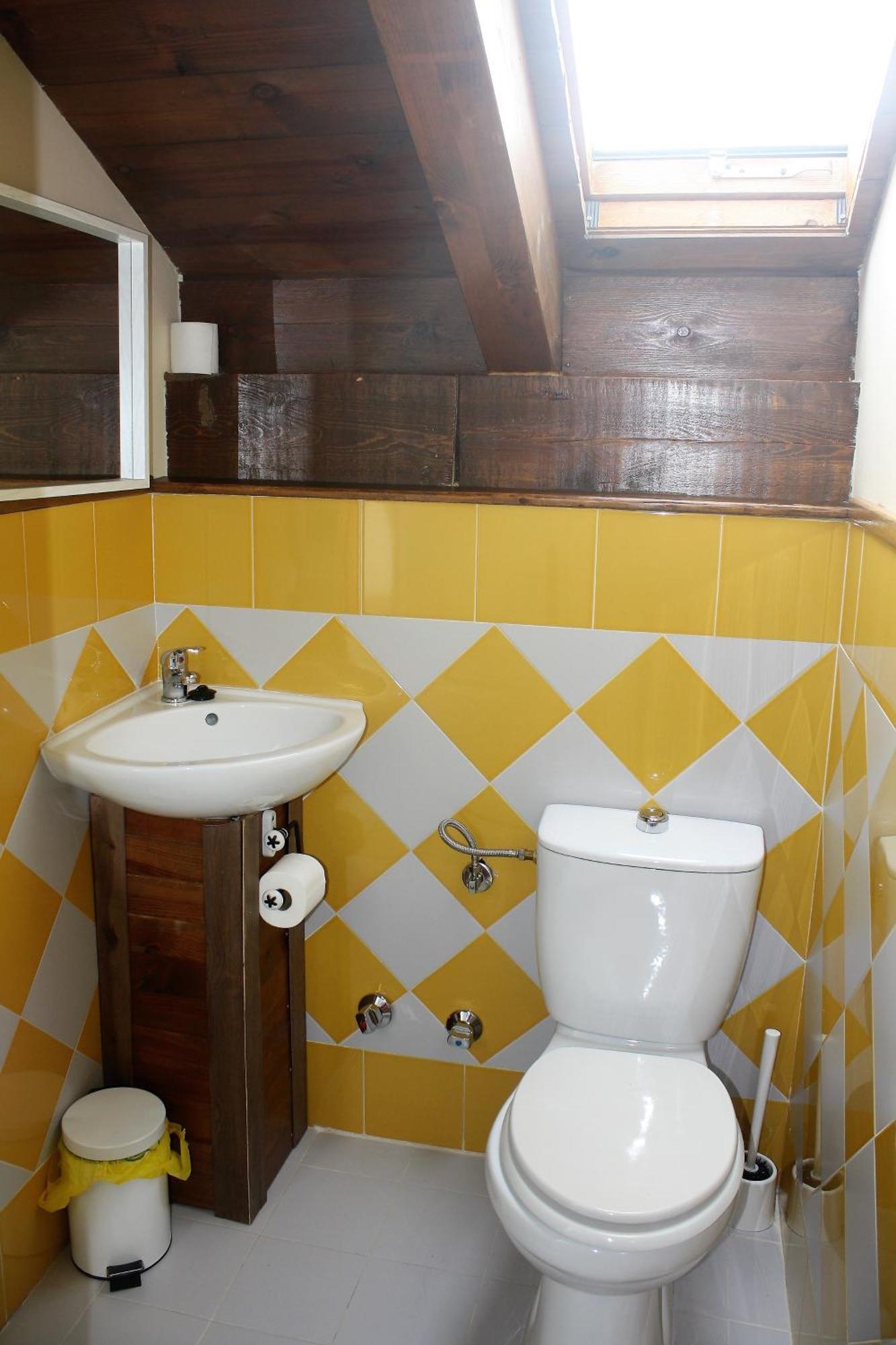 Albergue A'Noguera Castiello de Jaca Extérieur photo
