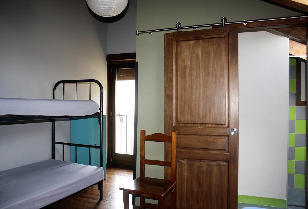 Albergue A'Noguera Castiello de Jaca Extérieur photo