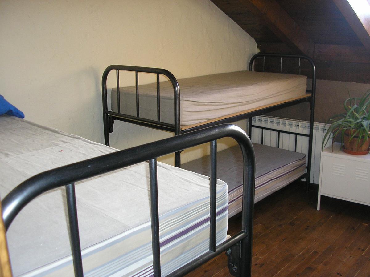 Albergue A'Noguera Castiello de Jaca Chambre photo